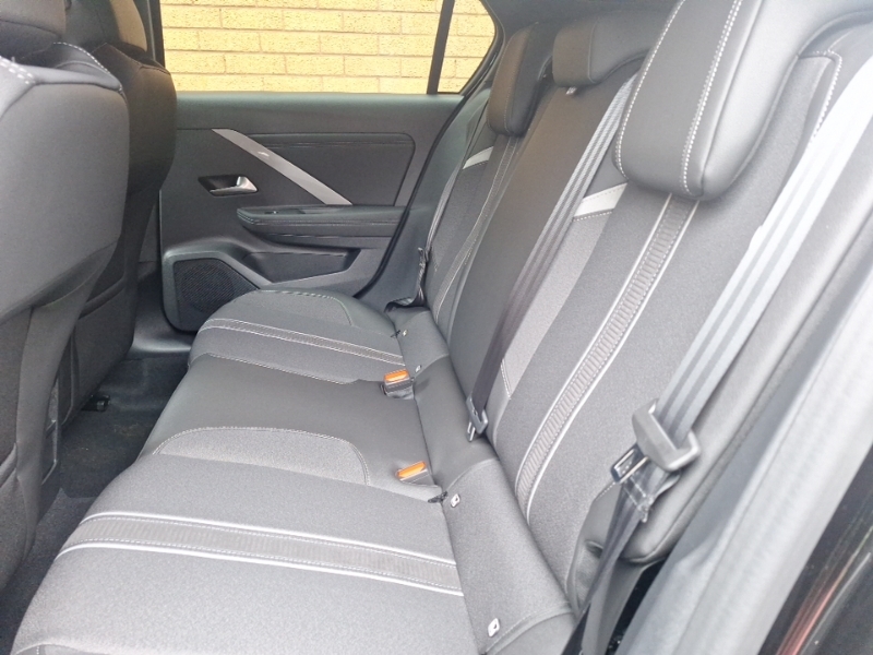 Vauxhall Astra 1.2 Turbo 130 Gs Black #6