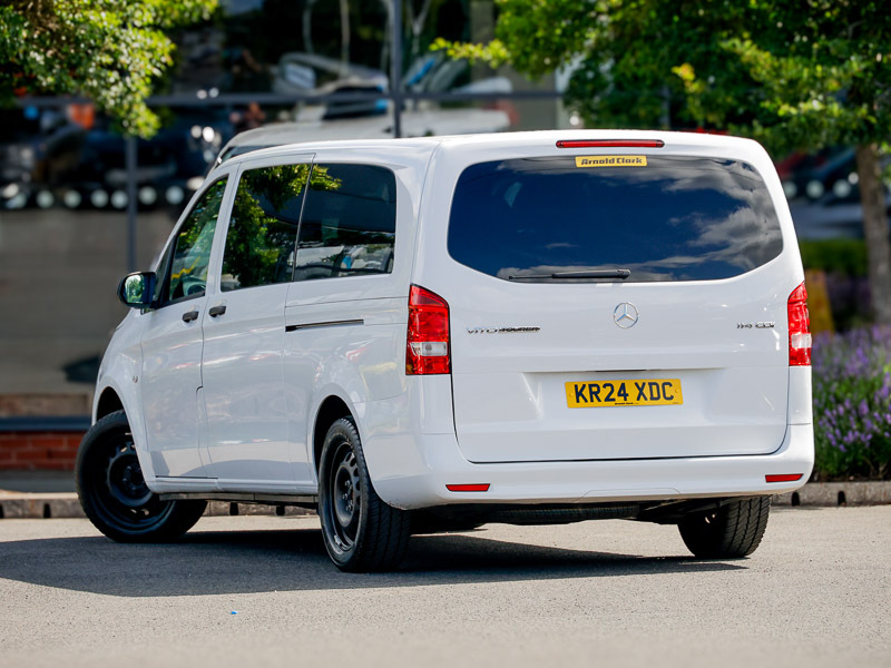 Mercedes-Benz Vito 114 Cdi Pro 9-Seater 9G-tronic KR24XDC White #2