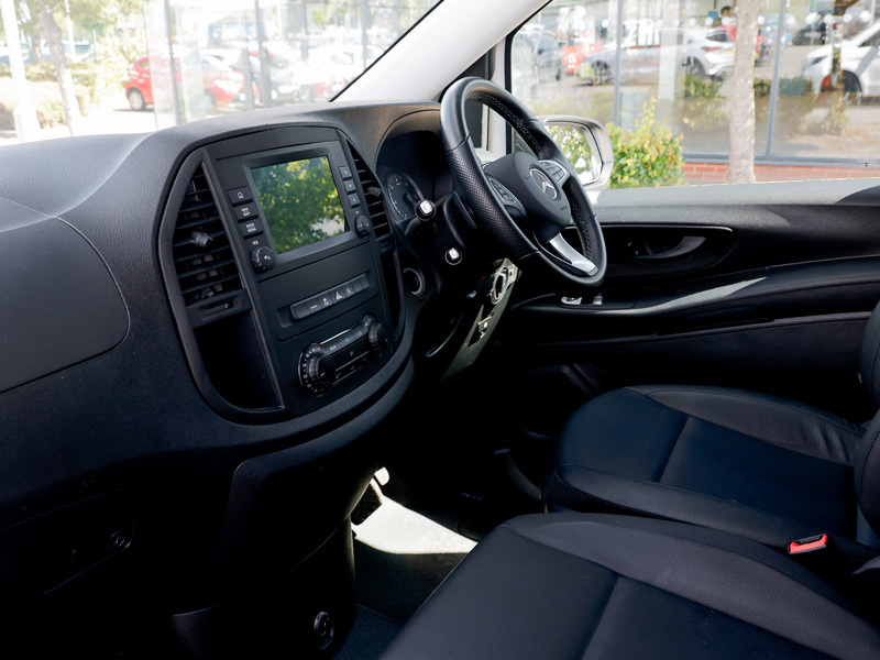 Mercedes-Benz Vito 114 Cdi Pro 9-Seater 9G-tronic KR24XDC White #3