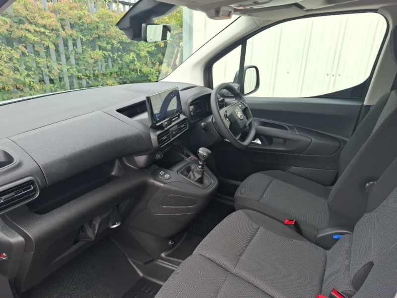 Citroen Berlingo 1.5 D 100Ps Van Driver White #5