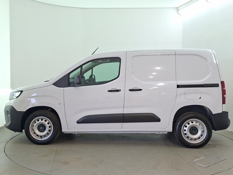 Peugeot Partner 1.5 Bluehdi 100 Professional Plus Van SH75GJF White #4
