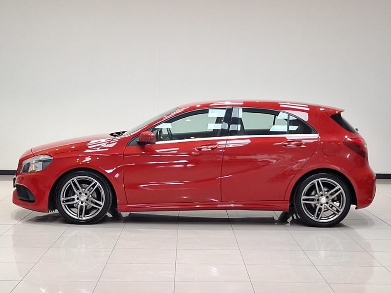 Mercedes-Benz A Class A180 Amg Line Executive Red #4