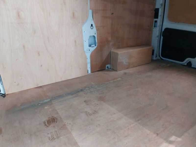 Renault Trafic Ll30 Blue Dci 130 Extra Safety Van SA74CJZ White #6
