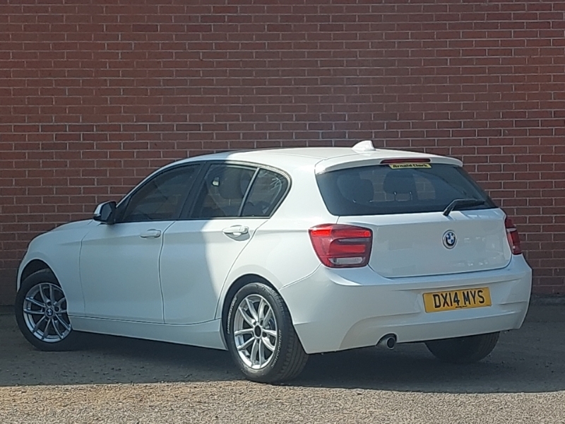 BMW 1 Series 116D Efficientdynamics White #2