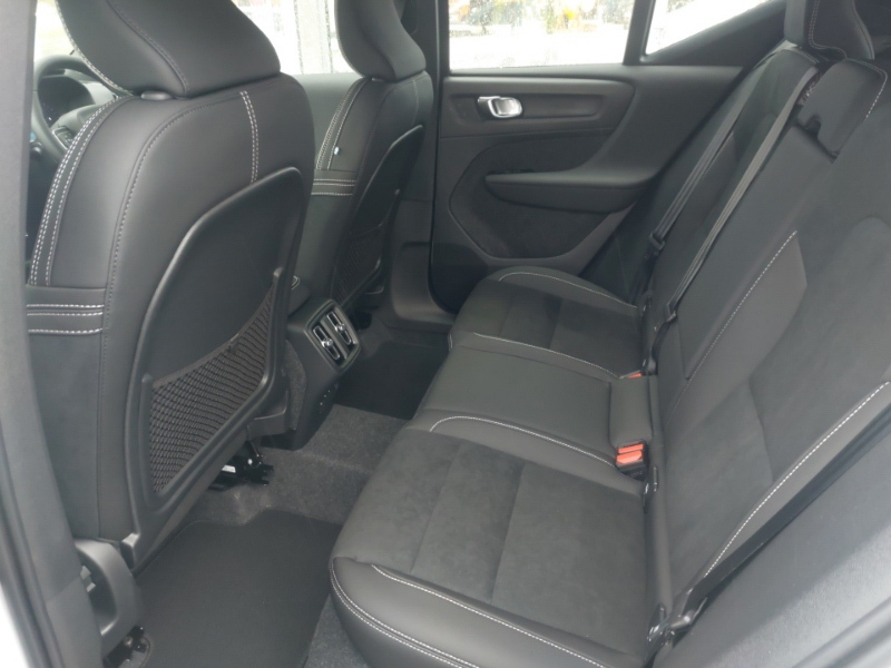 Volvo XC40 2.0 B3p Plus Dark White #6