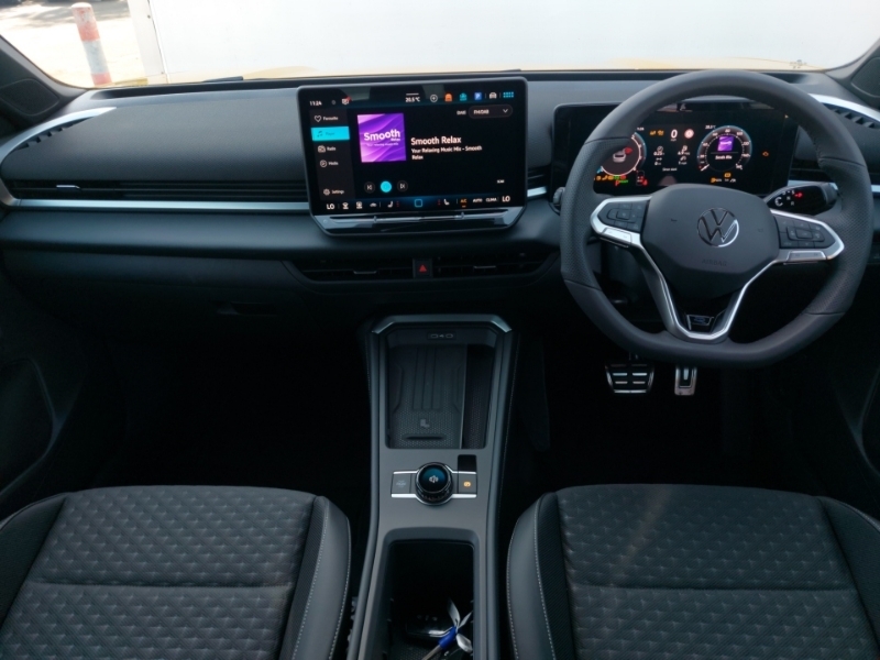 Volkswagen T-Roc 1.5 Etsi 150 R-line Dsg Yellow #3