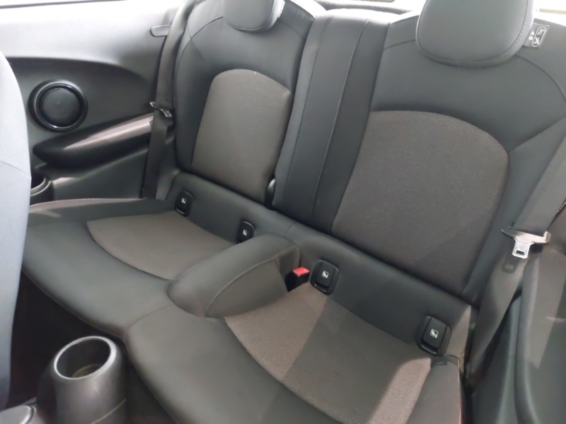 Mini Hatch 1.5 Cooper Classic Comfortnav Pack LC21OFK Black #6