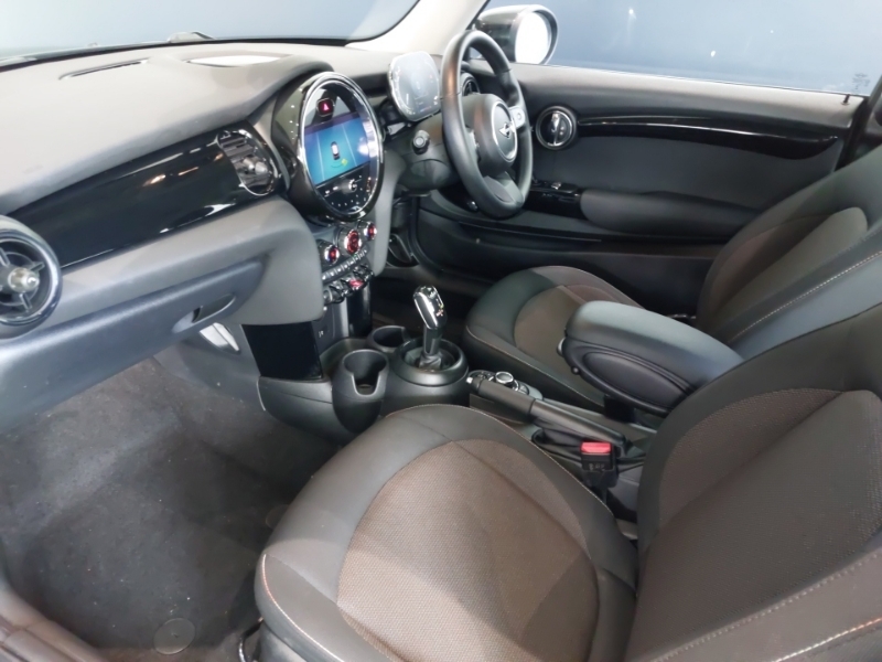 Mini Hatch 1.5 Cooper Classic Comfortnav Pack LC21OFK Black #5