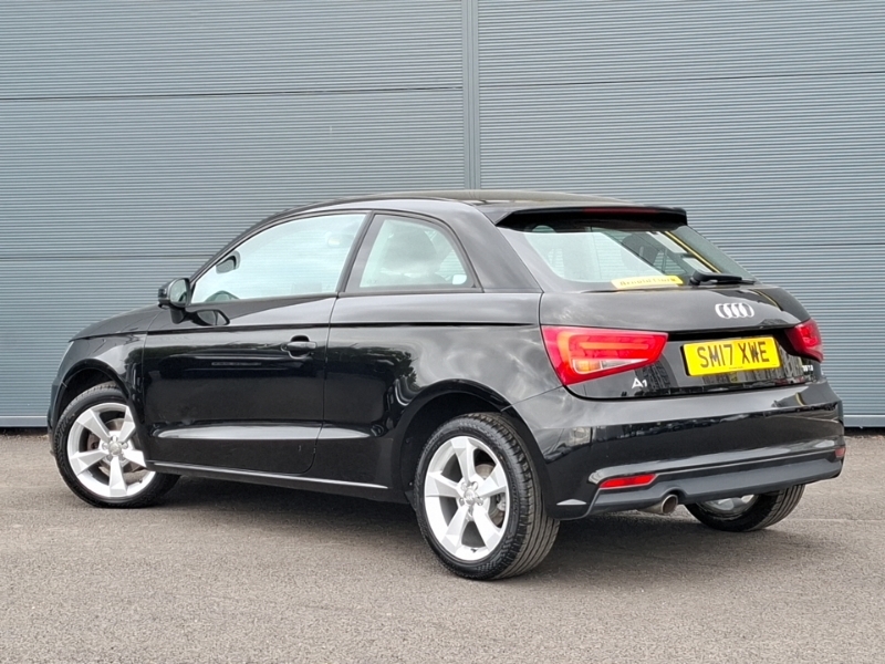 Audi A1 1.0 Tfsi Sport SM17XWE Black #2