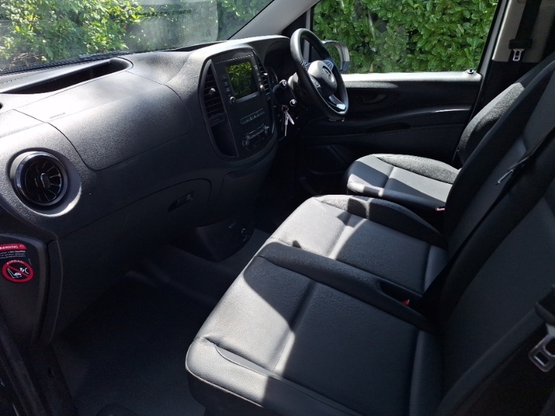 Mercedes-Benz Vito 114 Cdi Pro 9-Seater 9G-tronic KR24XBY White #5