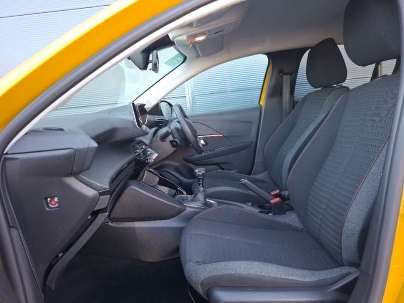 Peugeot 208 1.2 Puretech 100 Active Premium PJ23GPF Yellow #5