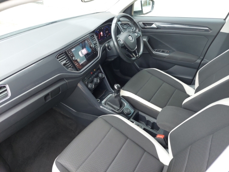 Volkswagen T-Roc 2.0 Tdi 4Motion Sel SO18HLD White #5