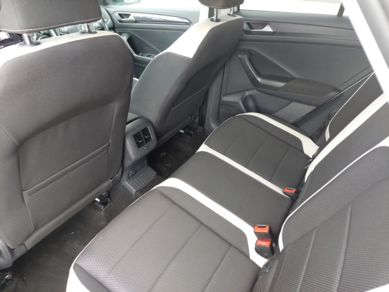 Volkswagen T-Roc 2.0 Tdi 4Motion Sel SO18HLD White #6