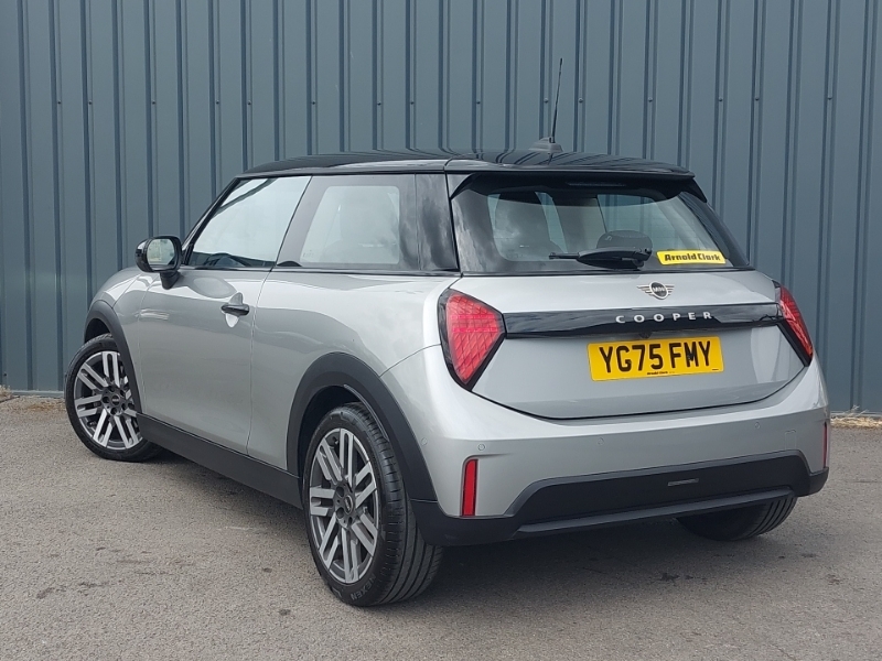 Mini Hatch 1.5 C Classic YG75FMY Silver #2