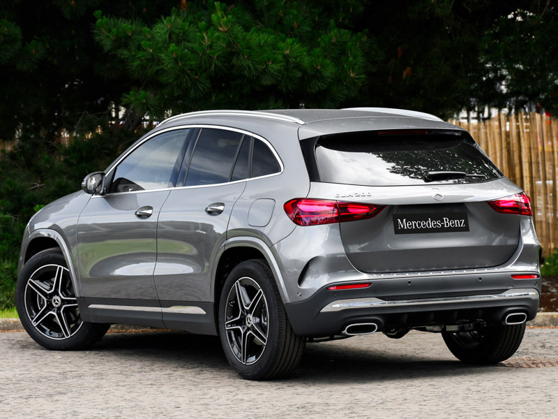 Mercedes-Benz GLA Class Gla 200 Amg Line Executive Grey #2