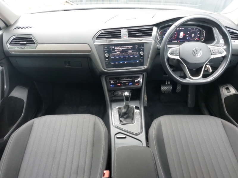 Volkswagen Tiguan Allspace 1.5 Tsi Life Dsg White #3