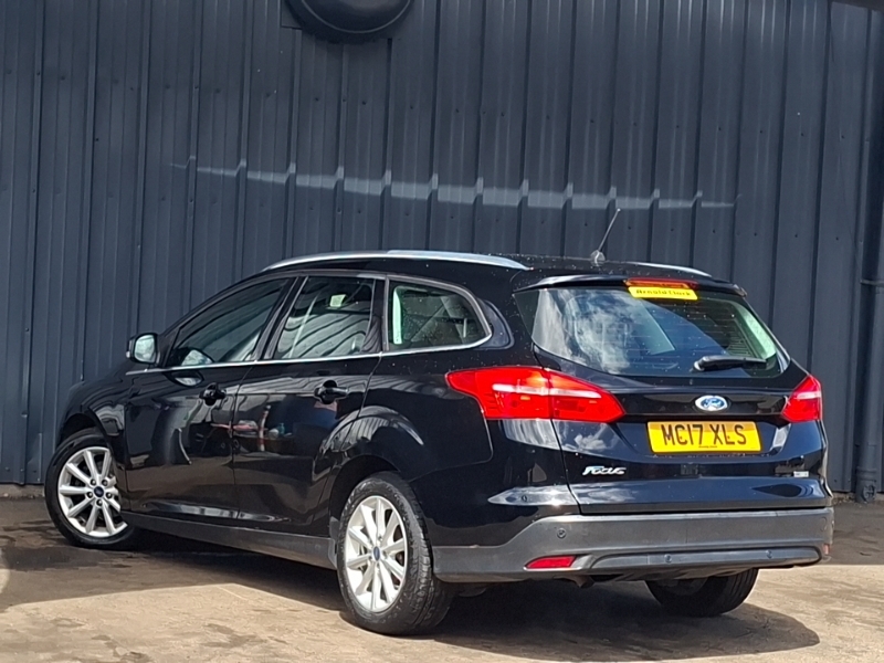 Ford Focus 1.0 Ecoboost 125 Titanium Black #2