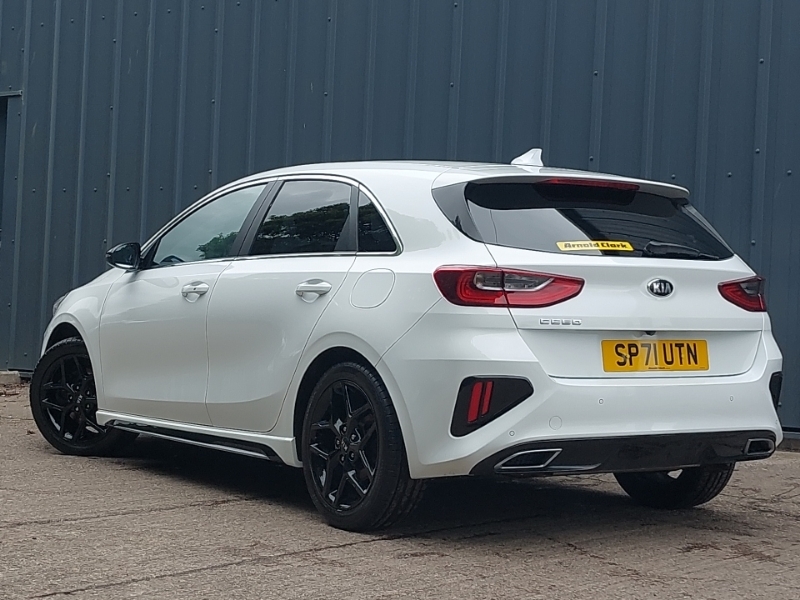 Kia Ceed 1.5T Gdi Isg Gt-line White #2