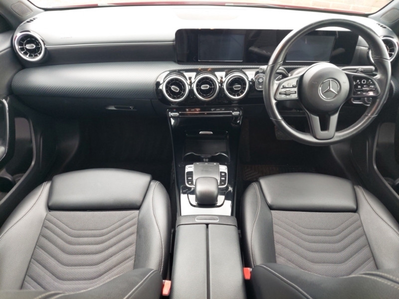 Mercedes-Benz A Class A180d Se PE69XUF Red #3