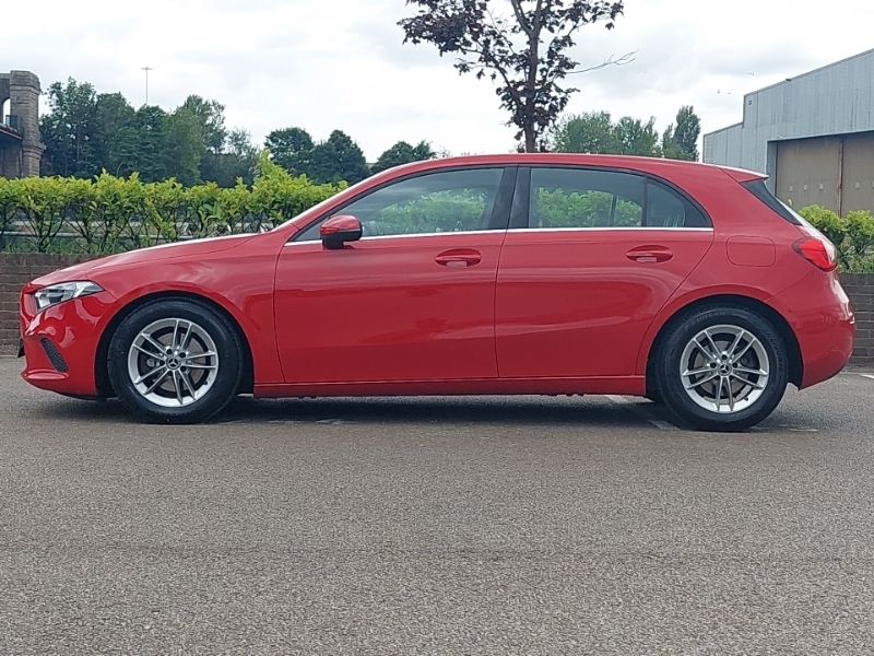 Mercedes-Benz A Class A180d Se PE69XUF Red #4