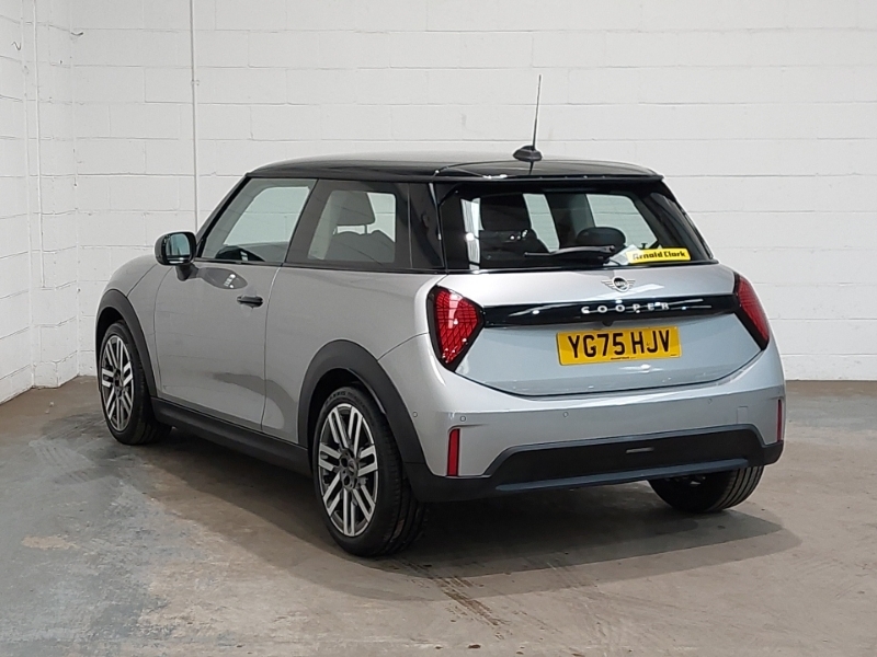 Mini Hatch 1.5 C Classic YG75HJV Silver #2