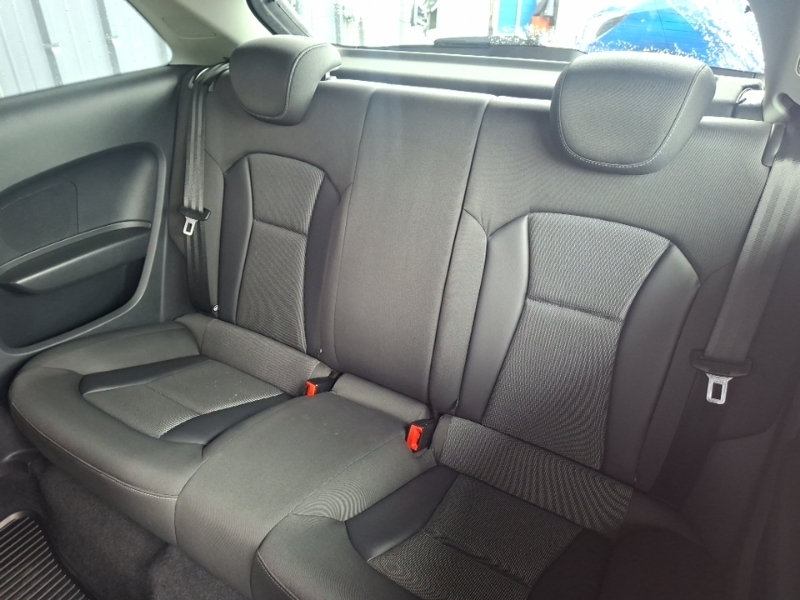 Audi A1 1.0 Tfsi Se VO15NUJ Silver #6