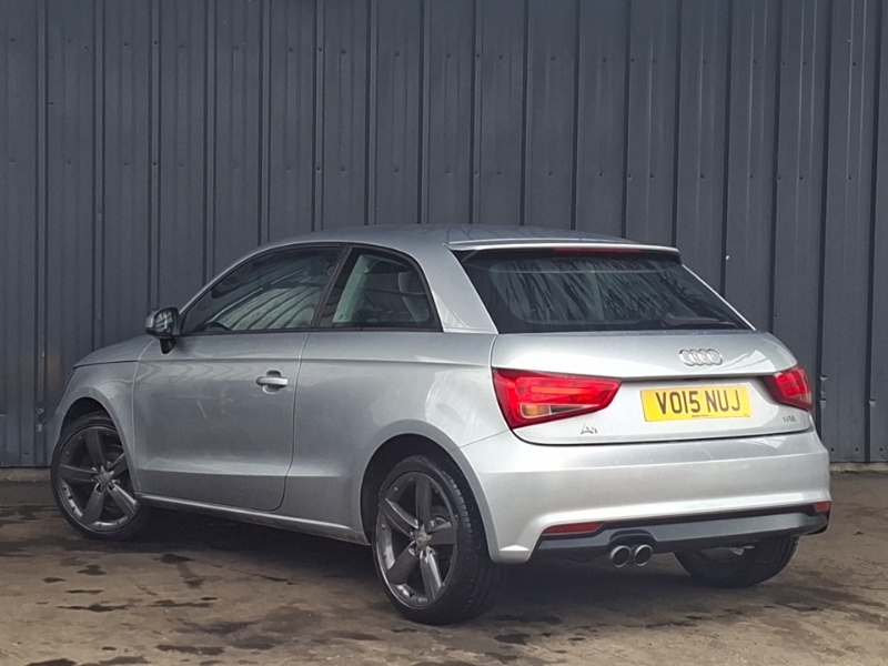 Audi A1 1.0 Tfsi Se VO15NUJ Silver #2