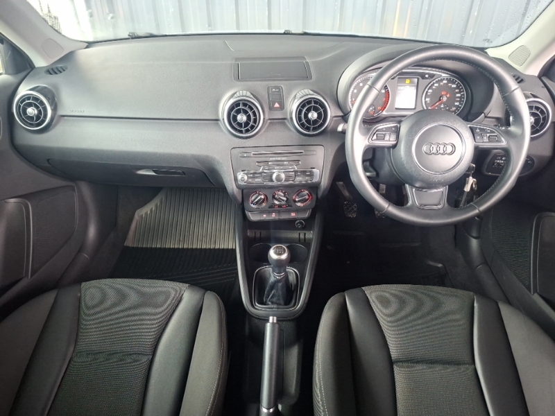 Audi A1 1.0 Tfsi Se VO15NUJ Silver #3