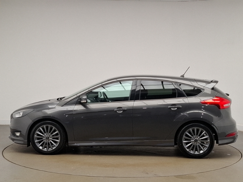 Ford Focus 1.0 Ecoboost 140 St-line Navigation SD18FWC Grey #4