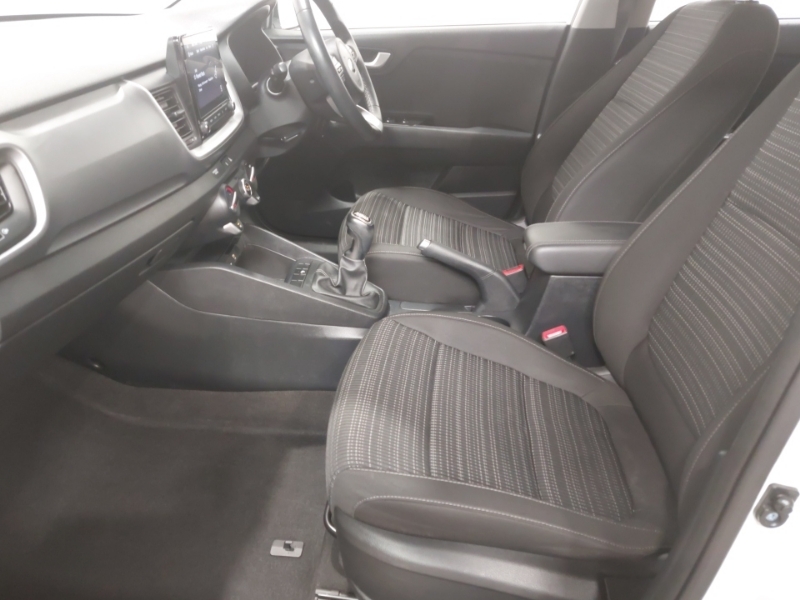 Kia Stonic 1.0T Gdi 99 2 WM21VCO White #5
