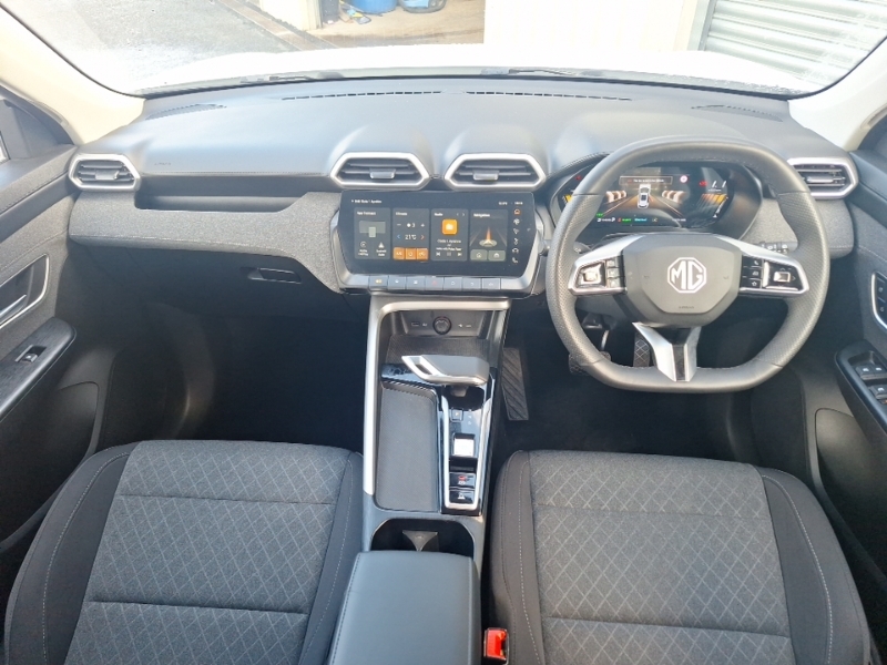 MG ZS 1.5 Hybrid Se LC25ZDM White #3