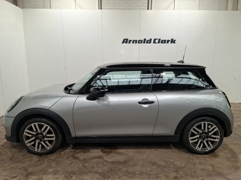 Mini Hatch 1.5 C Classic YG75FWD Silver #4