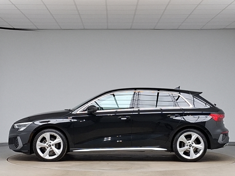 Audi A3 35 Tfsi S Line S Tronic GD73AUH Black #4