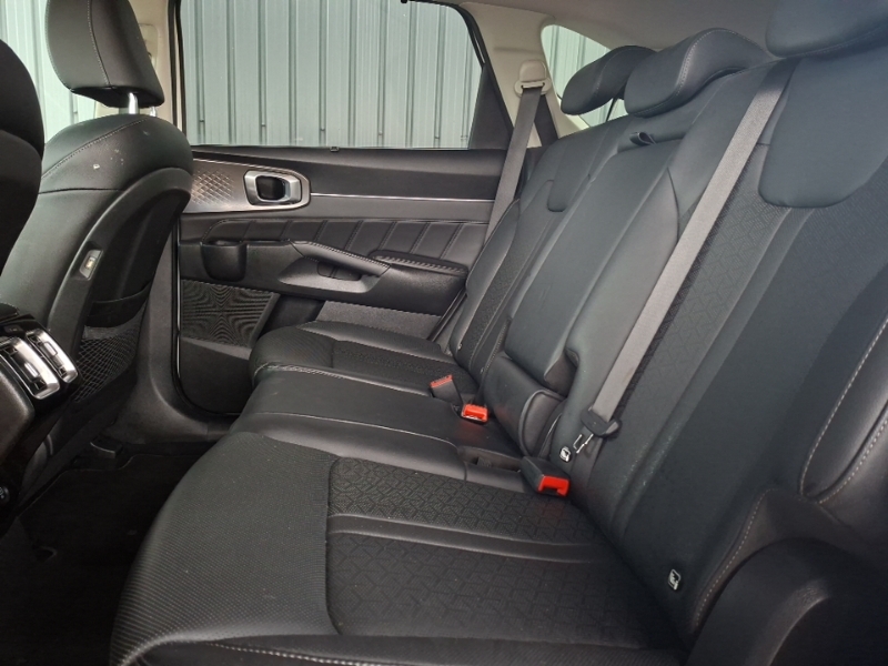 Kia Sorento 2.2 Crdi 3 Dct White #6