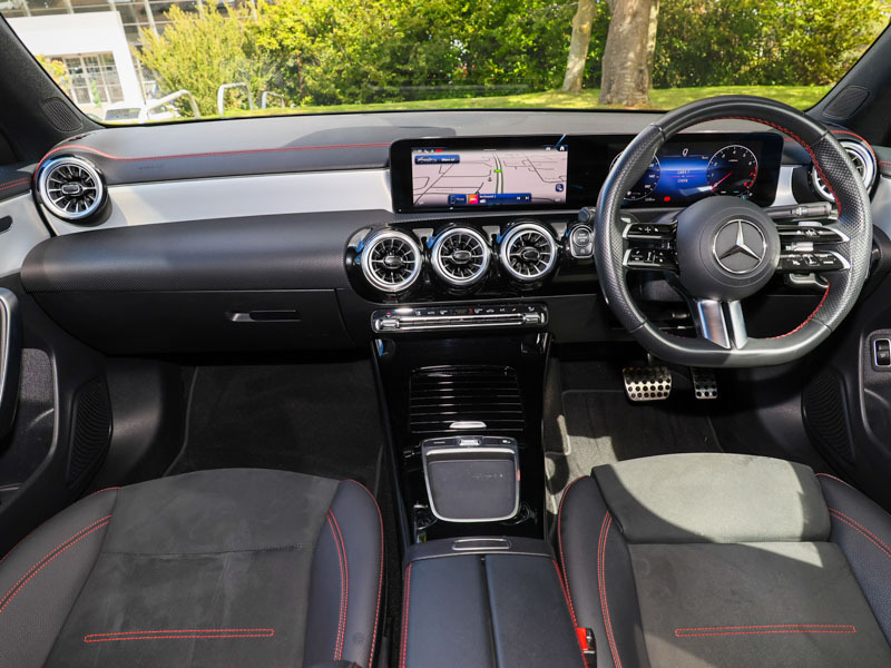 Mercedes-Benz CLA Class Cla 200 Amg Line Executive Tip KU24XNL Black #3