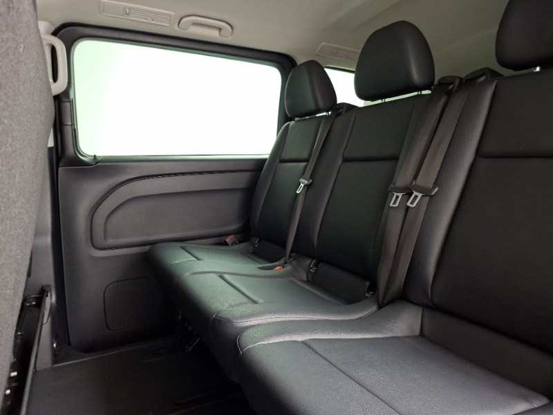 Mercedes-Benz Vito 114 Cdi Pro 9-Seater 9G-tronic KN24LBV Black #6