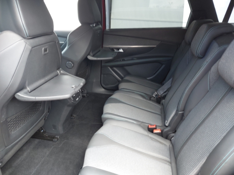 Peugeot 5008 1.2 Puretech Allure Premium Red #6
