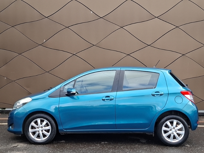 Toyota Yaris 1.33 Vvt-i Icon Blue #4