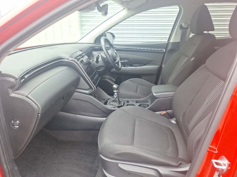 Hyundai Tucson 1.6 Tgdi Premium 2Wd SG71WTX Red #5