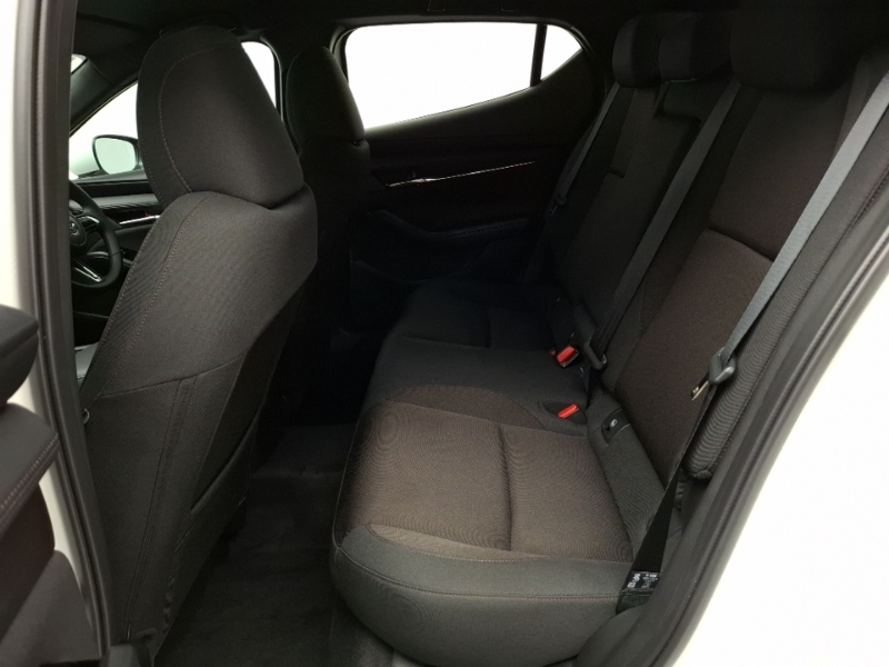 Mazda 3 2.5 E-skyactiv G Mhev 140 Centre-line White #6