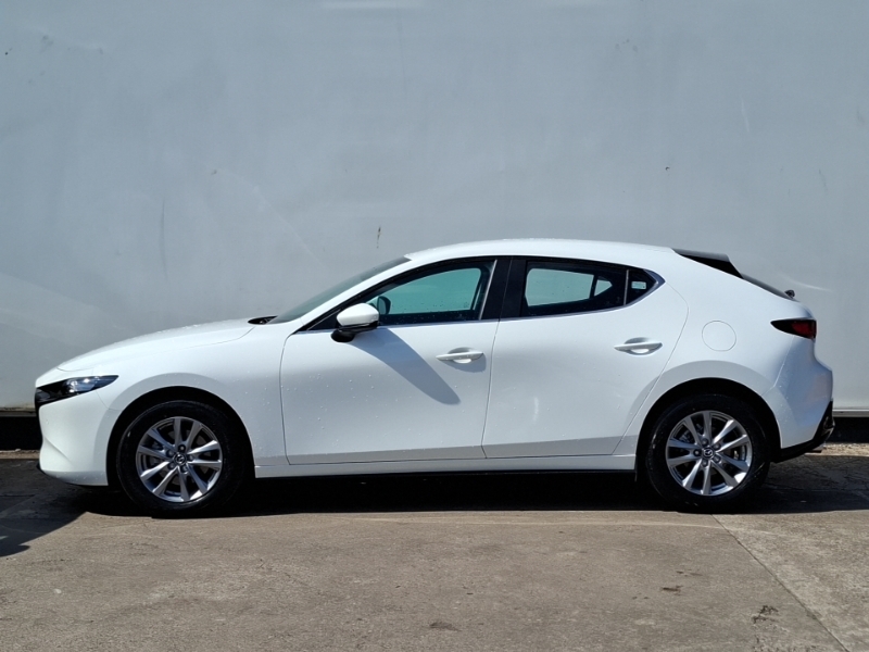 Mazda 3 2.5 E-skyactiv G Mhev 140 Centre-line SV26CXA White #4