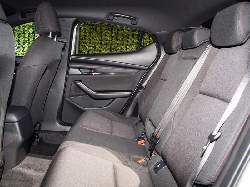Mazda 3 2.5 E-skyactiv G Mhev 140 Homura White #6