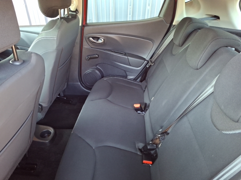 Renault Clio 0.9 Tce 90 Play SD68HWX Red #6