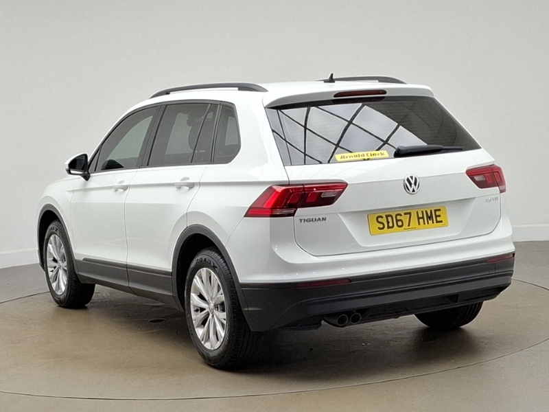 Volkswagen Tiguan 2.0 Tdi 115 S SD67HME White #2