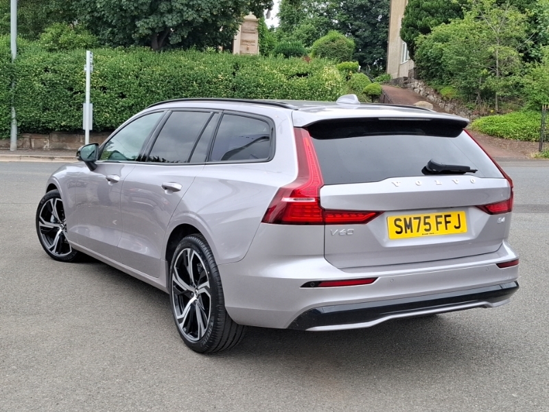 Volvo V60 2.0 B4p Plus Dark 7 Speed Silver #2