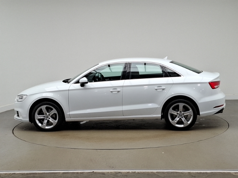 Audi A3 1.6 Tdi Sport White #4