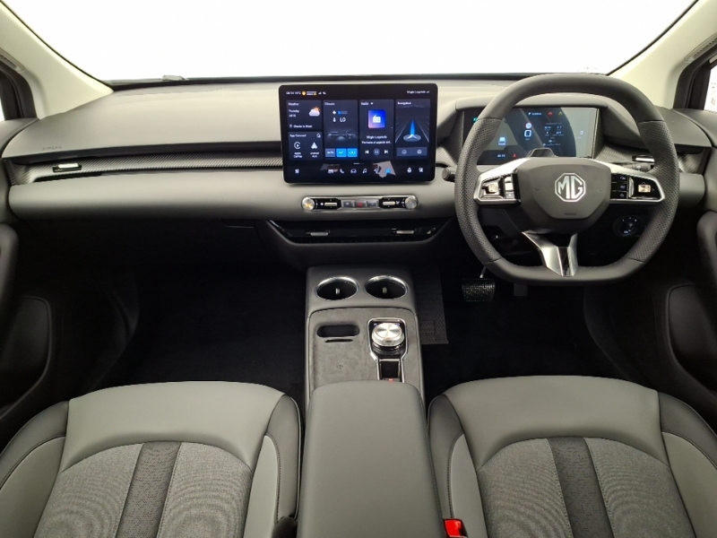 MG MG4 170Kw Premium Long Range 64Kwh Black #3