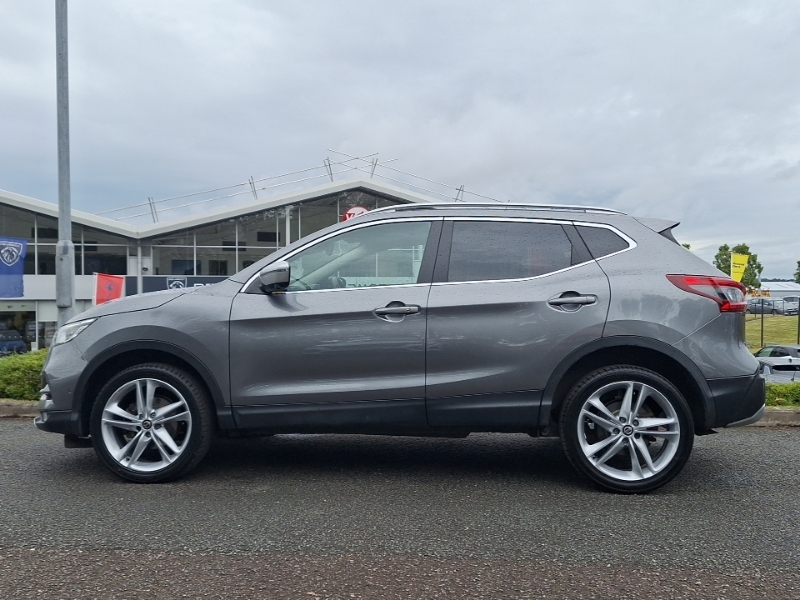 Nissan Qashqai 1.3 Dig-t N-motion SJ19YJO Grey #4
