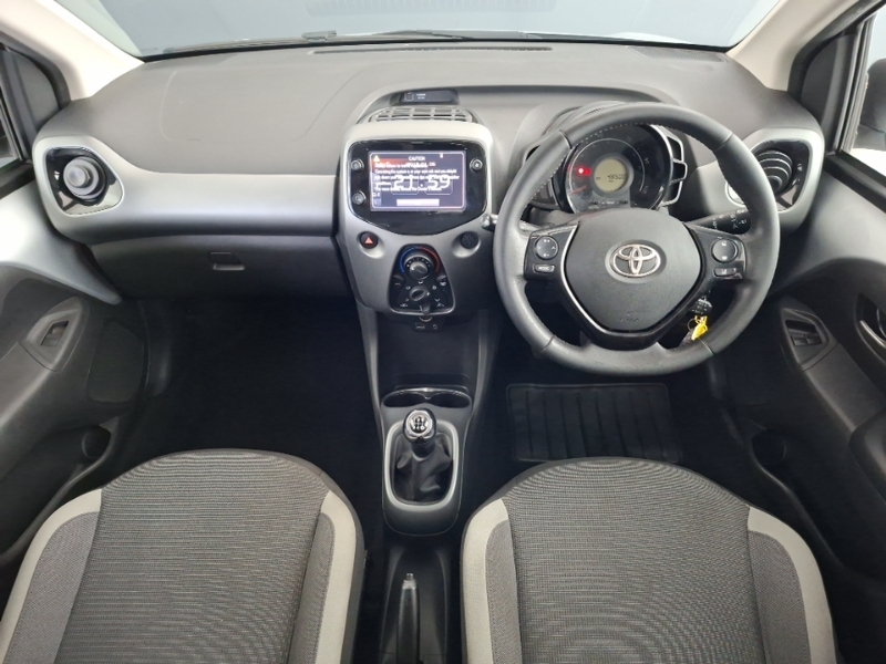 Toyota Aygo 1.0 Vvt-i X-play Tss FG71HHM Silver #3