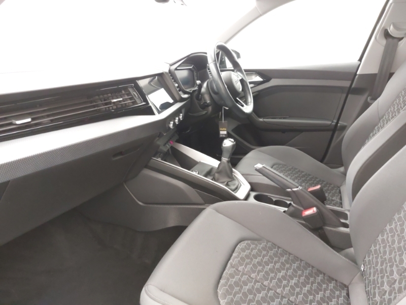 Audi A1 25 Tfsi Sport SC73CRZ Black #5
